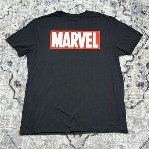 Marvel Logo Tee Men’s Large Black Red Graphic T-Shirt Mad Engine 100% Cotton